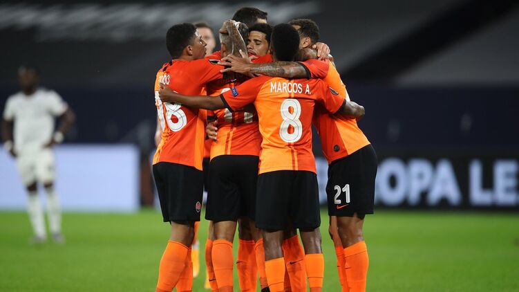 Донецкий "Шахтер" пробился в 1/8 финала Лиги Европы, не пропустив ни одного мяча от "Маккаби"