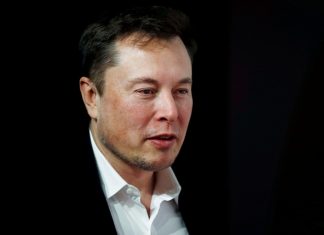 Илон Маск лишился статуса главного богача планеты
