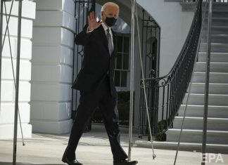 Байден рассказал, когда поговорит с Путиным