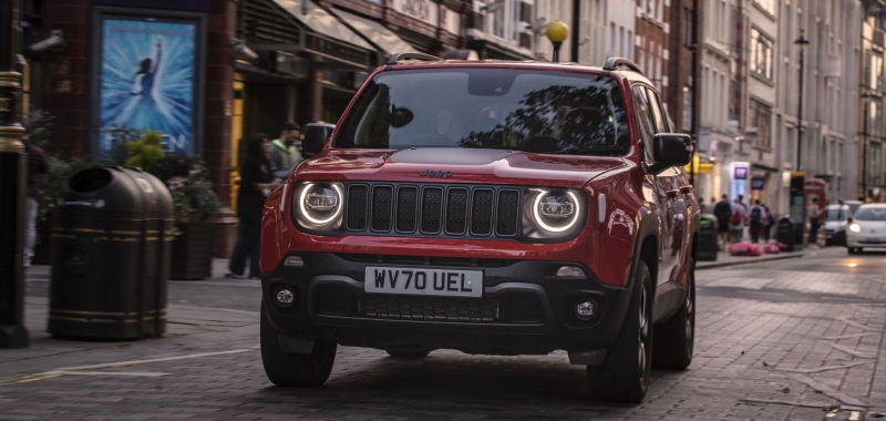 Jeep Renegade 4xe будет сообщать владельцу о своем угоне