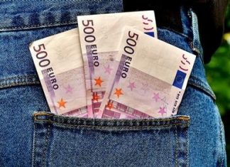 Курс валют на сегодня: евро свалился ниже психологической отметки