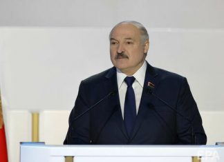 Лукашенко запретил ввозить товары из стран, которые ввели против него санкции