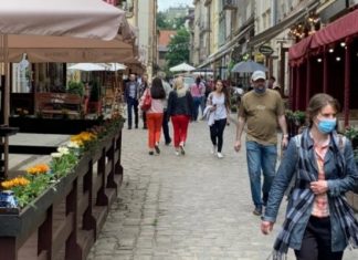 Львов и область в красной зоне: какие ограничения ввели вдобавок к локдауну — перечень