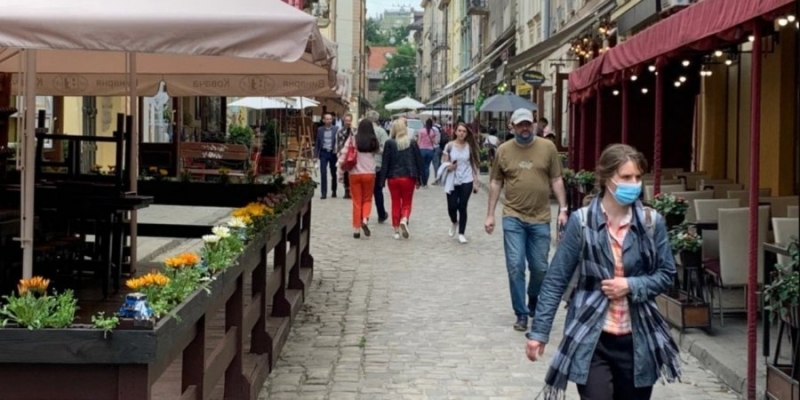 Львов и область в красной зоне: какие ограничения ввели вдобавок к локдауну — перечень