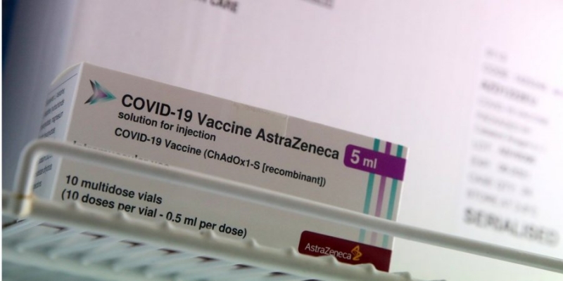 Минздрав в&nbsp;ближайшем времени сообщит о&nbsp;новых контрактах по&nbsp;поставке вакцины от&nbsp;COVID-19