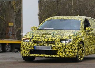 Opel Astra 2022 года заметили на тестах с новым дизайном