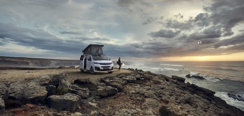 Opel Zafira Life превратили в дом на колесах