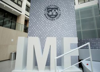 Пять условий от МВФ: что изменится для украинцев, если власть их выполнит