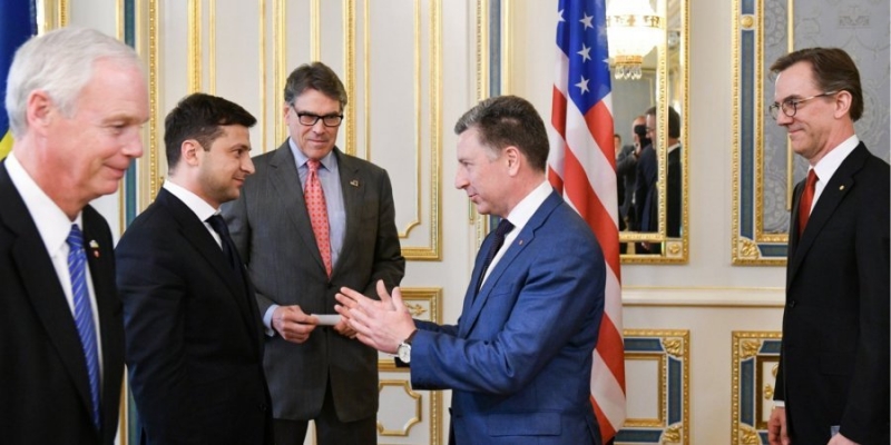 &laquo;Повел себя достаточно умно&raquo;. Курт Волкер прокомментировал стратегию Зеленского в&nbsp;отношении войны на&nbsp;Донбассе