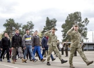 Рада поддержала законопроект Зеленского о повышении штрафов за уклонение от призыва