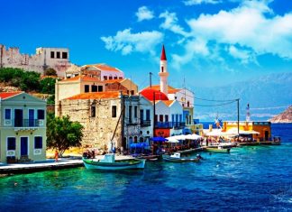 С 14 мая Греция снимает ограничение по приему российских туристов