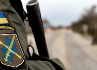 «Снайперская пуля прошила голову навылет». Врач рассказал о состоянии раненного на Донбассе бойца