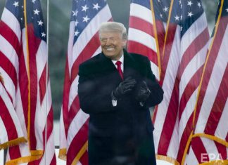 Трамп с женой тайно вакцинировались от коронавируса