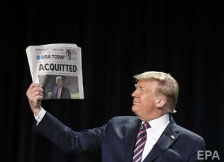 Трамп заявил, что в 2024 году намерен победить демократов на выборах президента США