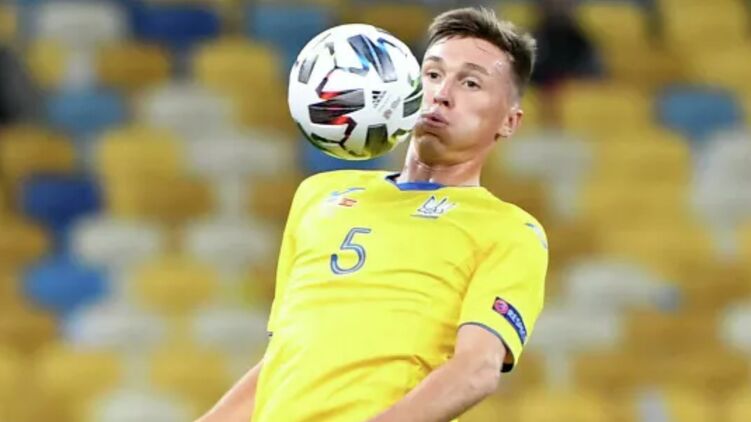 УЕФА переписал гол француза в свои ворота на счет украинского футболиста. Видео