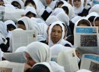 В Афганистане девочкам старше 12 лет запретили петь перед мужчинами