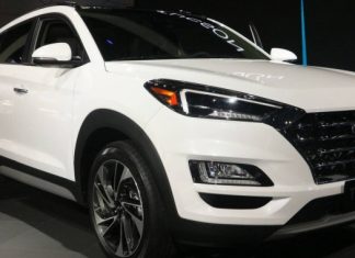 В Канаде женщина потребовала возврата денег за авто, которое тормозит само