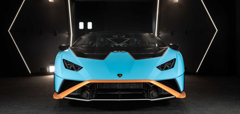 В Lamborghini рассказали 5 интересных фактов о новом Huracan STO