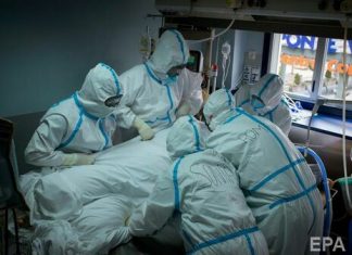 В мире от коронавируса умерло 2,7 млн человек