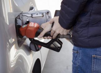 В Украине усилят борьбу против нелегального оборота горючего