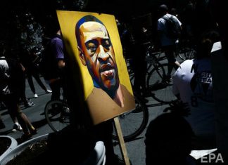 Власти Миннеаполиса выплатят $27 млн семье Джорджа Флойда за его смерть