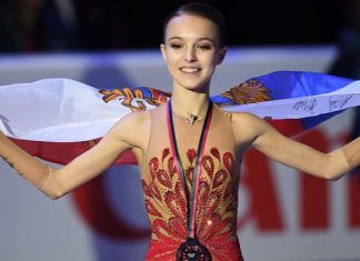 Впервые в истории весь пьедестал чемпионата мира по фигурному катанию заняли россиянки без флага