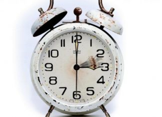 Время киевское. Почему Рада хочет отменить перевод часов в Украине — главное