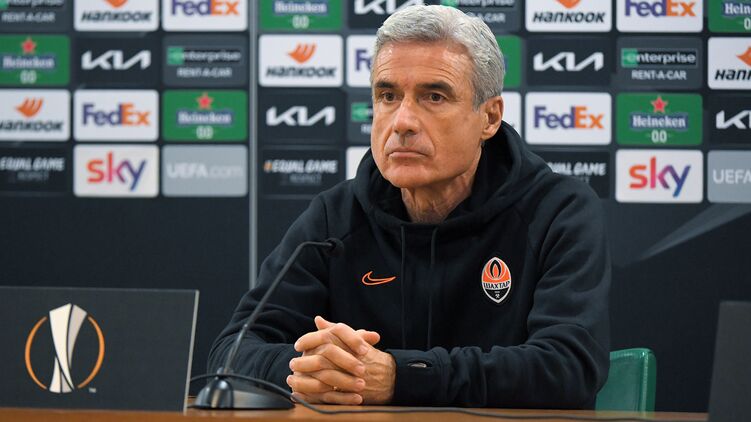 "Все скучают по нему". Тренер "Шахтера" о встрече с новым клубом тренера Фонсеки в Лиге Европы 