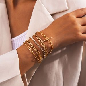 Браслет из золота – классическое украшение для девушки