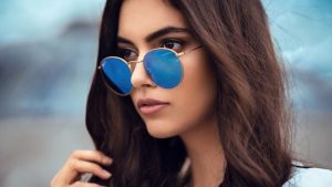 Почему летом необходимо носить солнцезащитные очки?