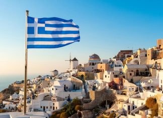 Греция продлила квоту на въезд российских туристов
