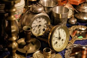 Как определить ценность антиквариата?