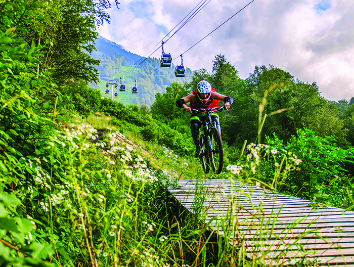 Курорт Красная Поляна объявил о старте сезона в байк-парке