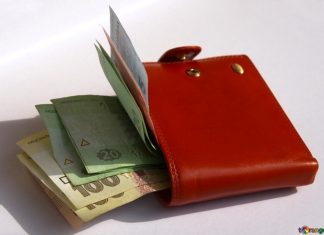 Минюст разрешил автоматом арестовывать счета должников