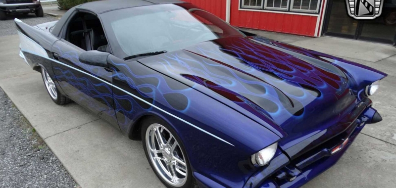 На аукцион выставили тюнингованный Chevy Camaro Z57