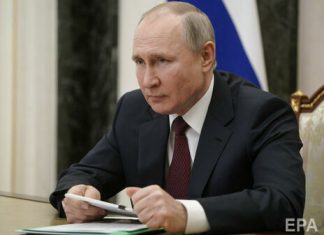 Путин подписал поправки в закон об обнулении своих президентских сроков