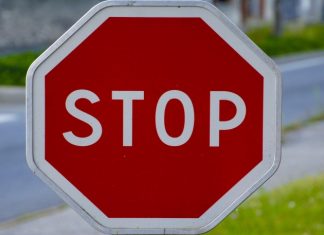 Россия приостанавливает полеты в Турцию и Танзанию до июня