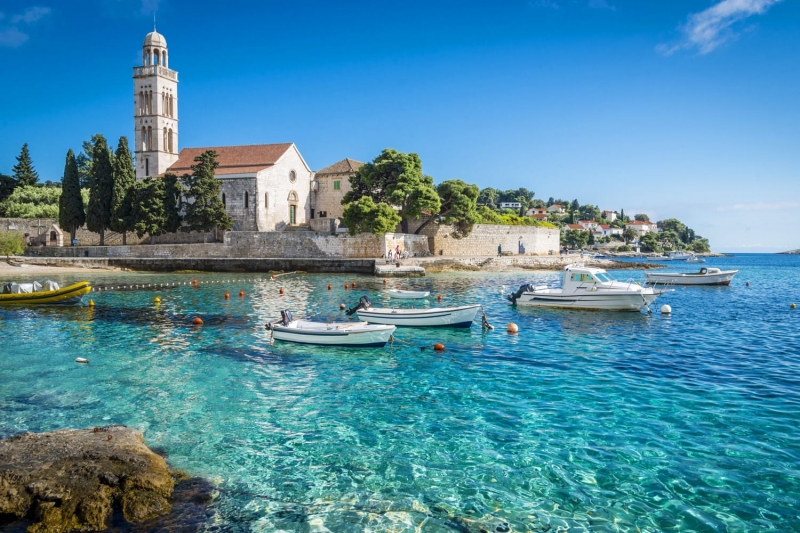 С 1 апреля привитым &laquo;Спутником V&raquo; россиянам можно будет въехать в Хорватию