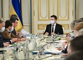Санкции СНБО против украинских граждан грубо нарушают Конституцию и имеют признаки узурпации власти — правозащитники