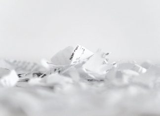 СМИ уговорили Кабмин не запрещать ввоз в Украину газетной бумаги из России