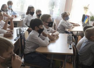 Учитывая ситуацию. В украинских школах могут продлить обучение в июне — Минобразования