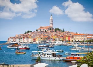 Уточнен список необходимых документов для въезда в Хорватию