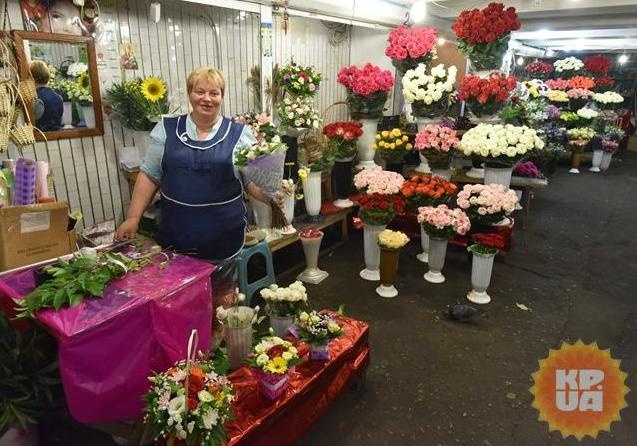 Ждем подорожания? В Украине ввели пошлину на импортные розы