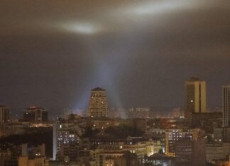 Враг атакует Украину ударными дронами