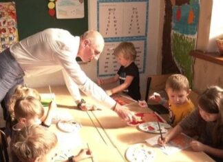 Дояр и нянь. Присущи ли украинскому языку «обратные» к феминитивам слова