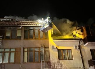 Спасатели завершили работы на месте российской дроновой атаки в Запорожье — ГСЧС