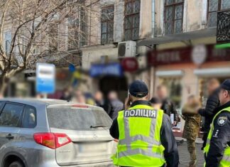 Активиста Демьяна Ганула убили в центре Одессы, полиция опровергла данные о задержании стрелка и подозревает заказное преступление — что известно