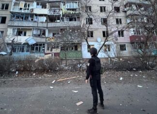 На фоне разговоров о прекращении огня. Российские войска сбросили 11 авиабомб на Константиновку Донецкой области, два человека погибли