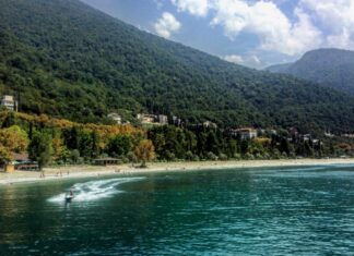 Островок: спрос на Абхазию обгоняет Турцию