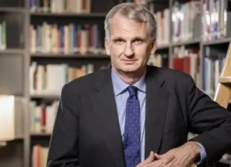 «Несмотря на попытки Кремля переписать историю». Путин хочет от Украины того же, чего в свое время хотел Гитлер — Тимоти Снайдер